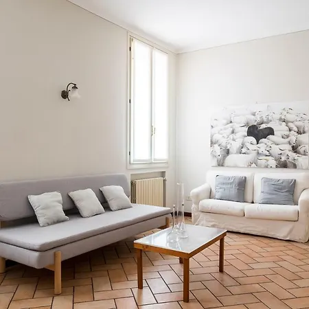 Apartmán Petroni, Interno 3 *