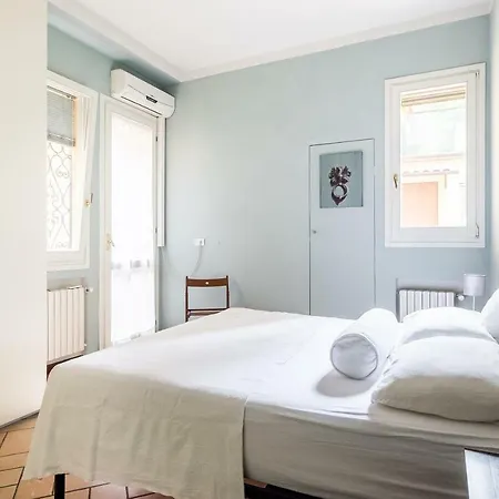 Apartmán Petroni, Interno 3 *