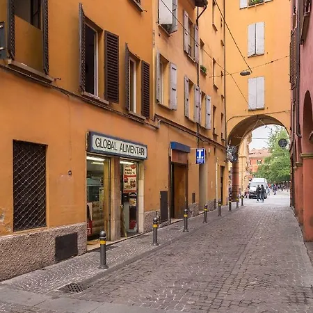 Petroni, Interno 3 *