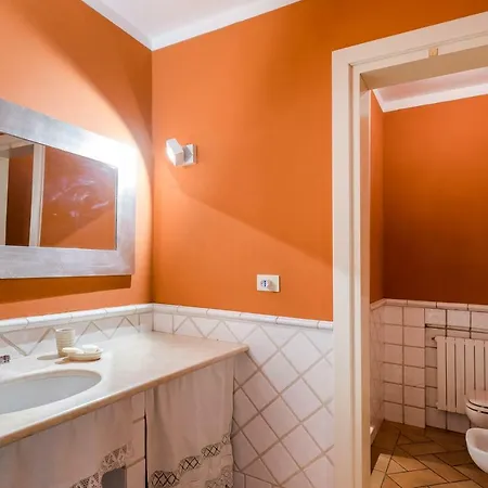Petroni, Interno 3 Bologna
